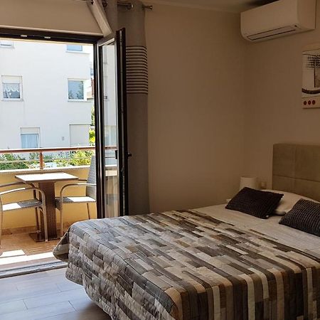 Apartments Alea 로비니 외부 사진