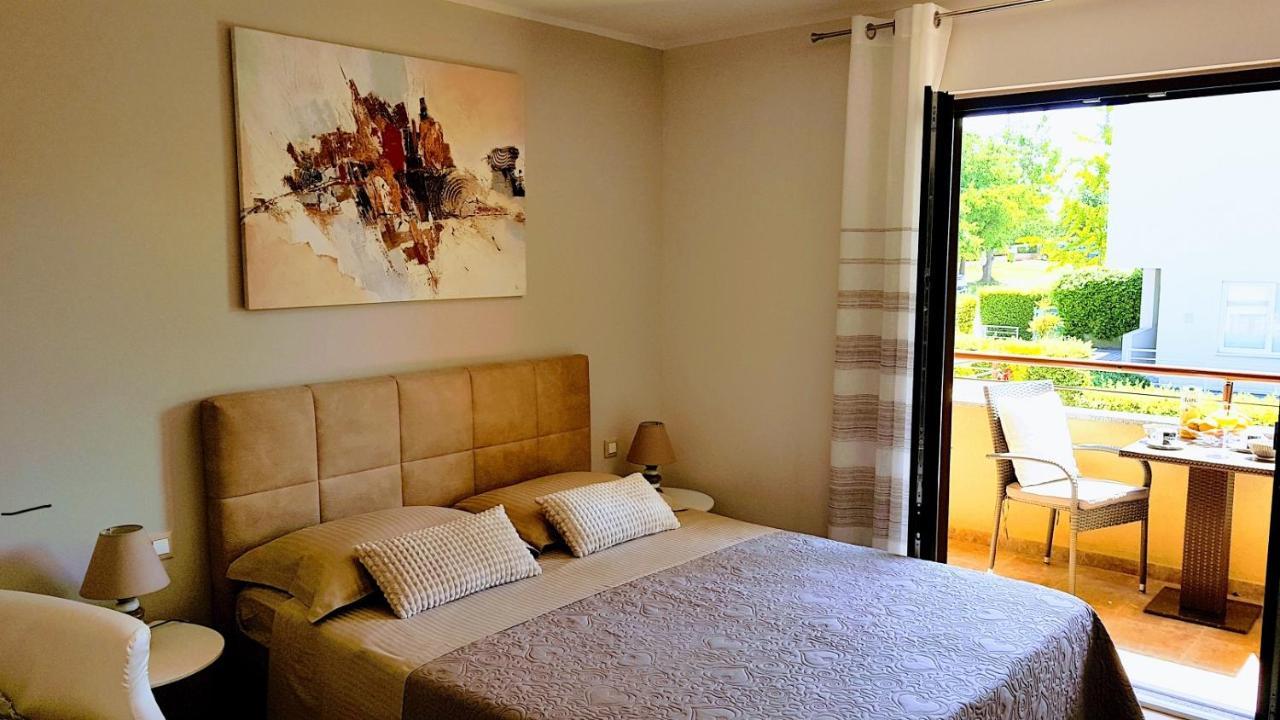 Apartments Alea 로비니 외부 사진