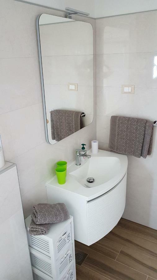 Apartments Alea 로비니 외부 사진