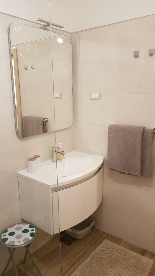 Apartments Alea 로비니 외부 사진